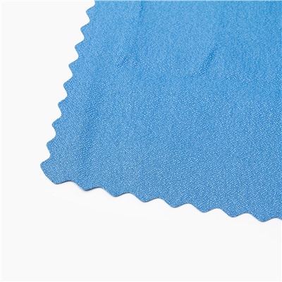 Полотенце для фитнеса из микрофибры в силиконовом боксе 30*100 (blue)