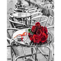 Розы на столике